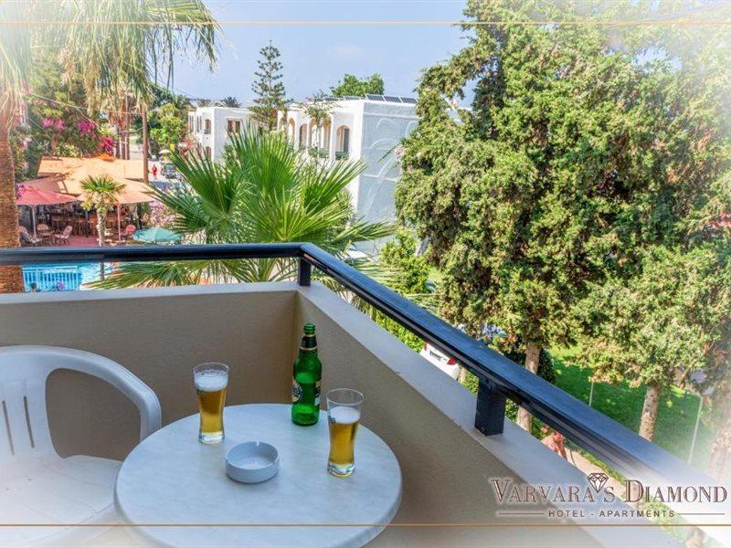 Varvaras Diamond Hotel Platanes  Bagian luar foto