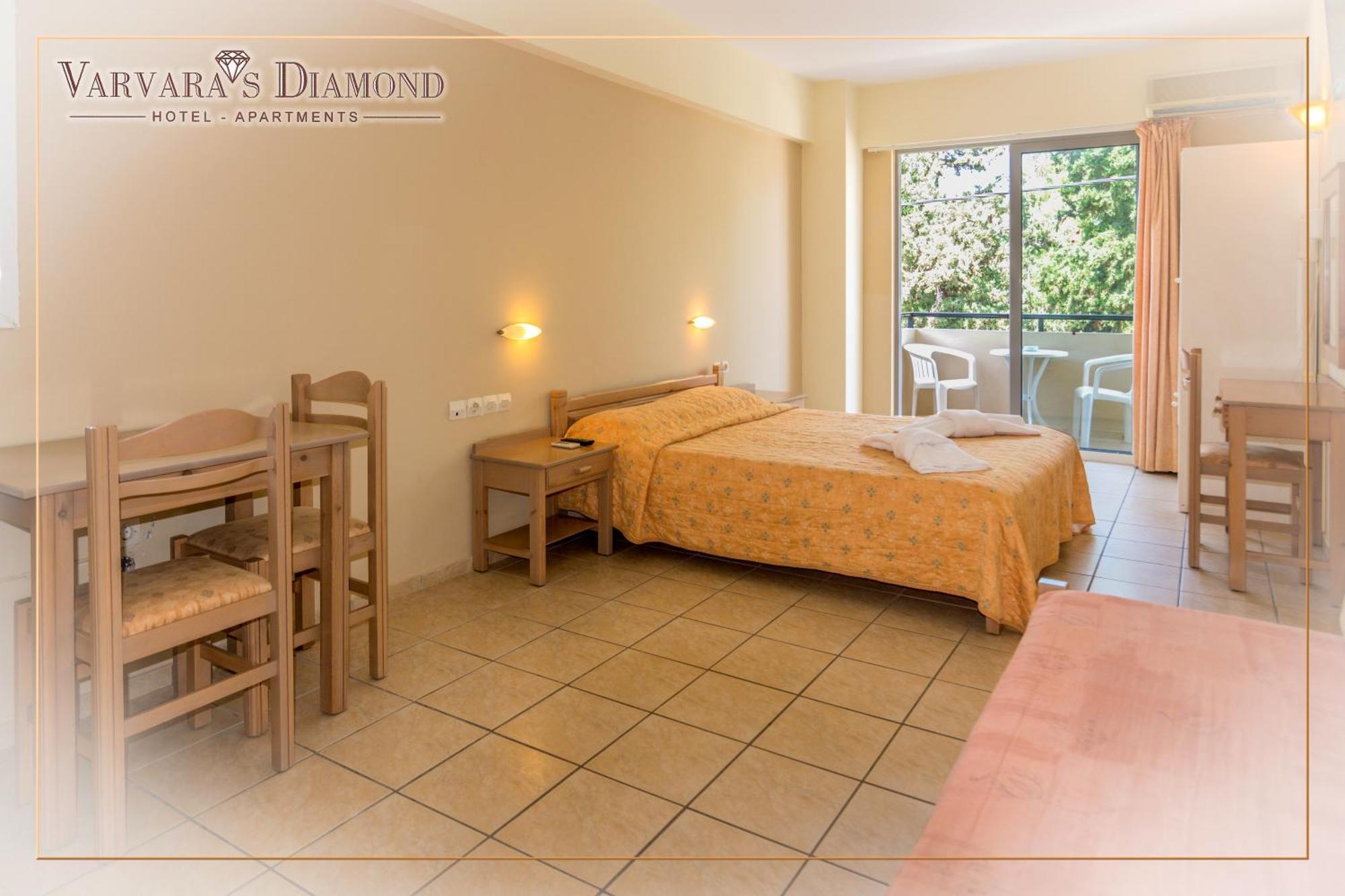 Varvaras Diamond Hotel Platanes  Ruang foto